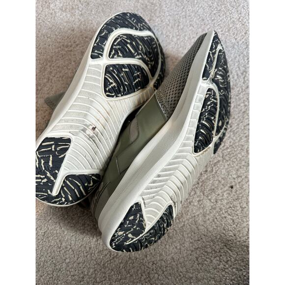 New Balance Women’s Fresh Foam Slip on Sneakers Olive Green Size 9.5 - Picture 6 of 6